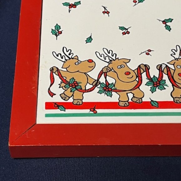 VTG Christmas Reindeer Dancing Ceramic Tile Trivet w/Red Wood Frame 7.25" - Picture 12 of 13